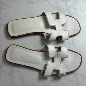 Hermes White Leather Sandals